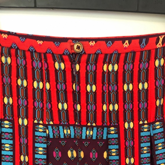 Gorgeous Nanette Lepore Pleated Skirt - Picture 4 of 7